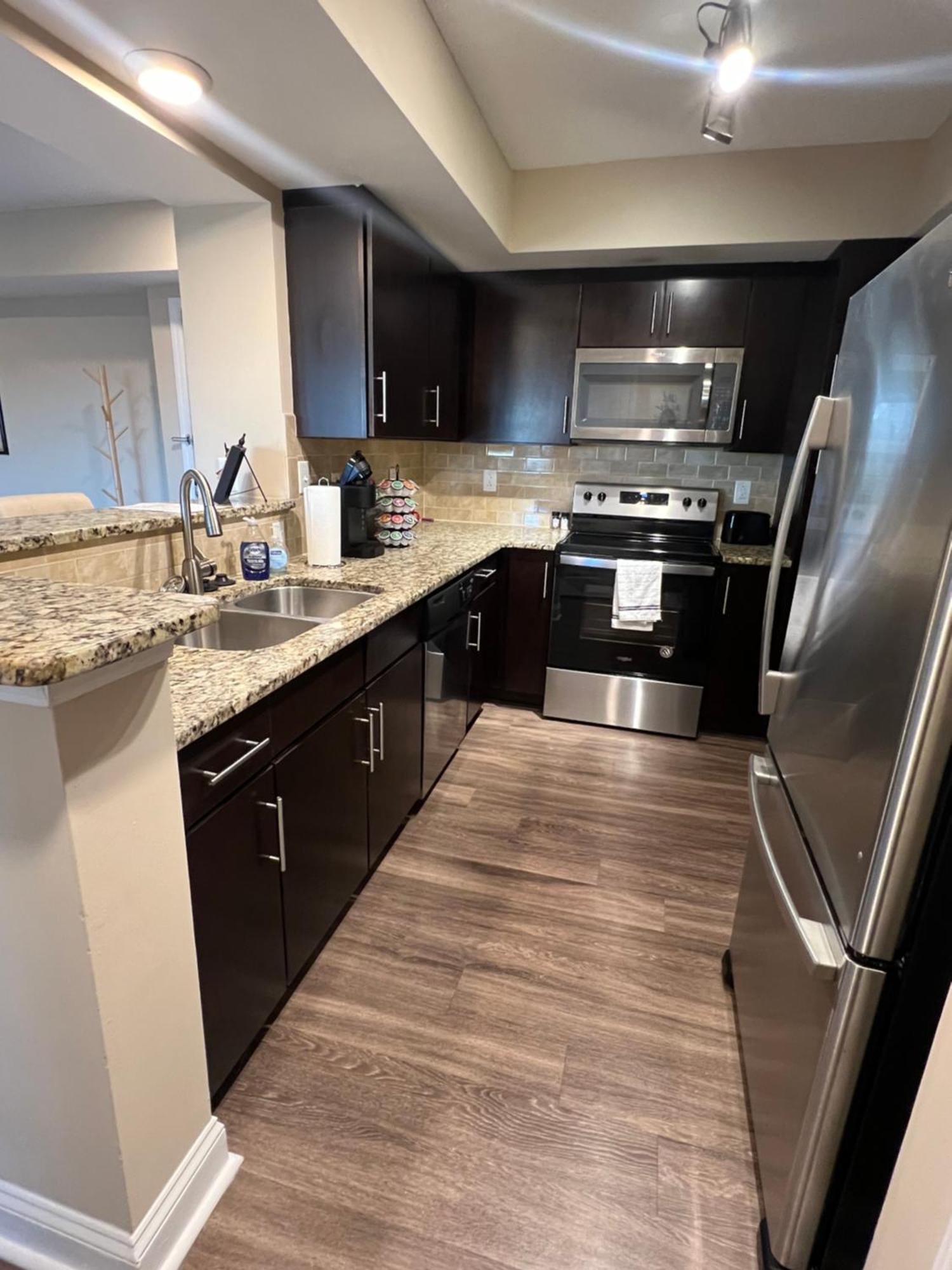 Spacious 2 Bed, 2 Bath Uptown Gem In The Heart Of The City-Parking-Wi-Fi-Balcony Cgv تشارلوت المظهر الخارجي الصورة